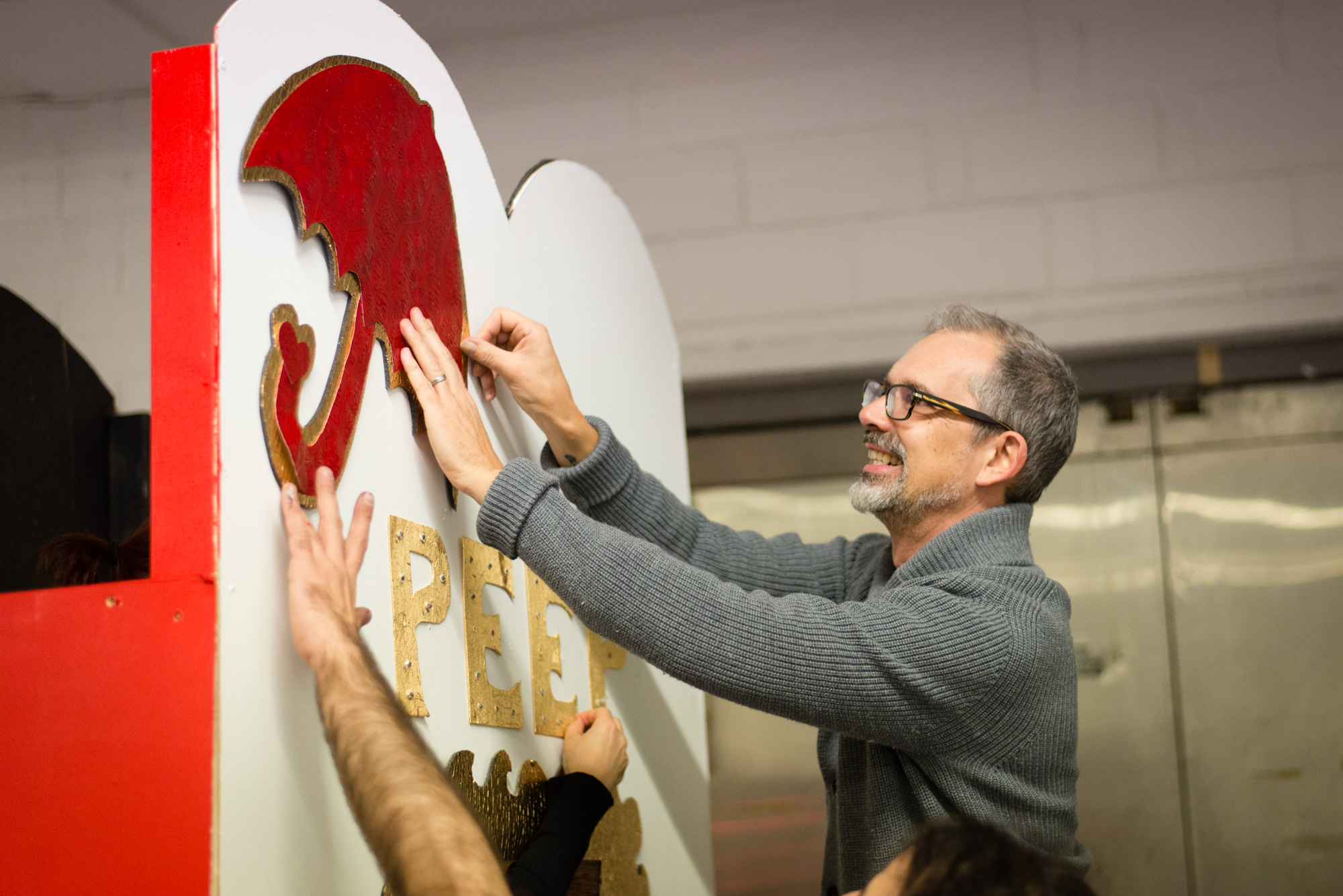 Stephen Duncombe builds props